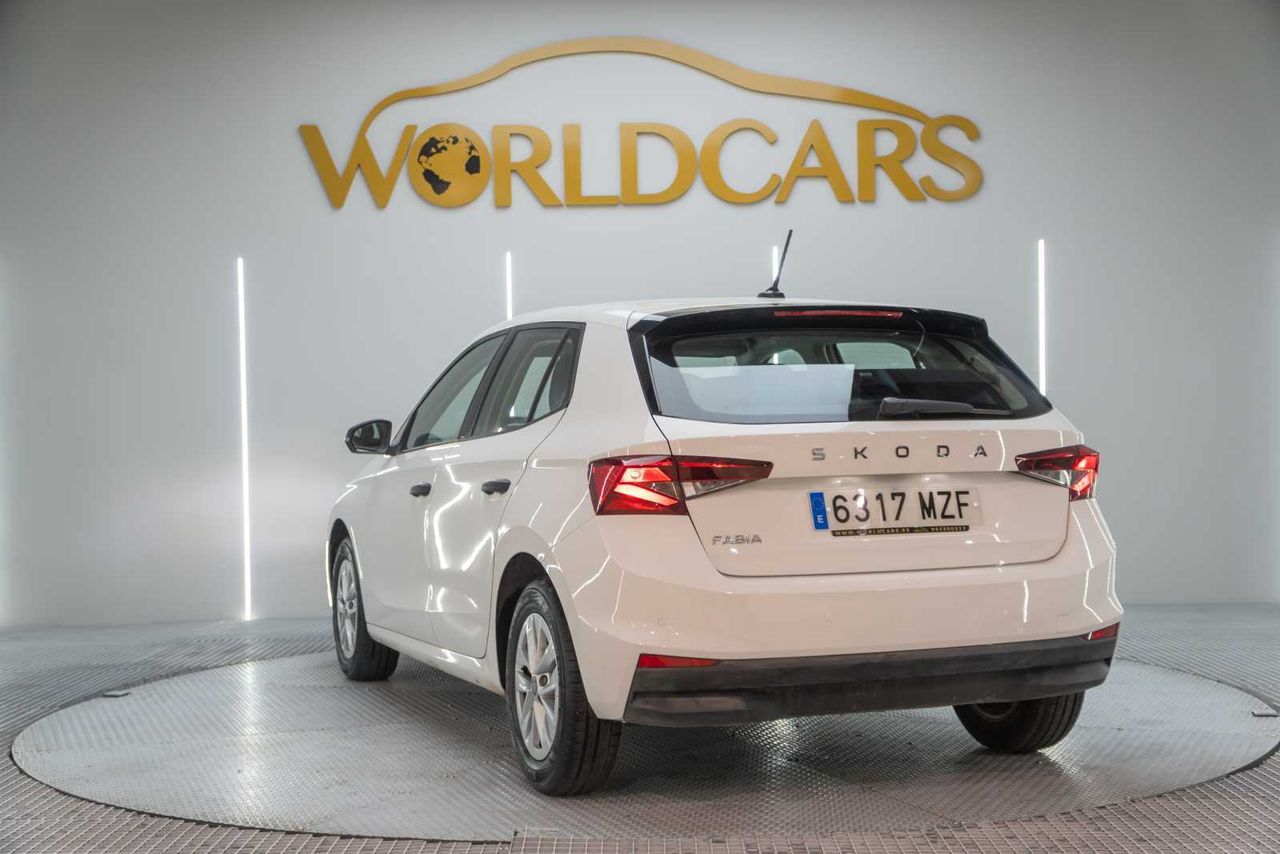 Skoda Fabia 1.0 TSI 70KW (95CV) Design  - Foto 8