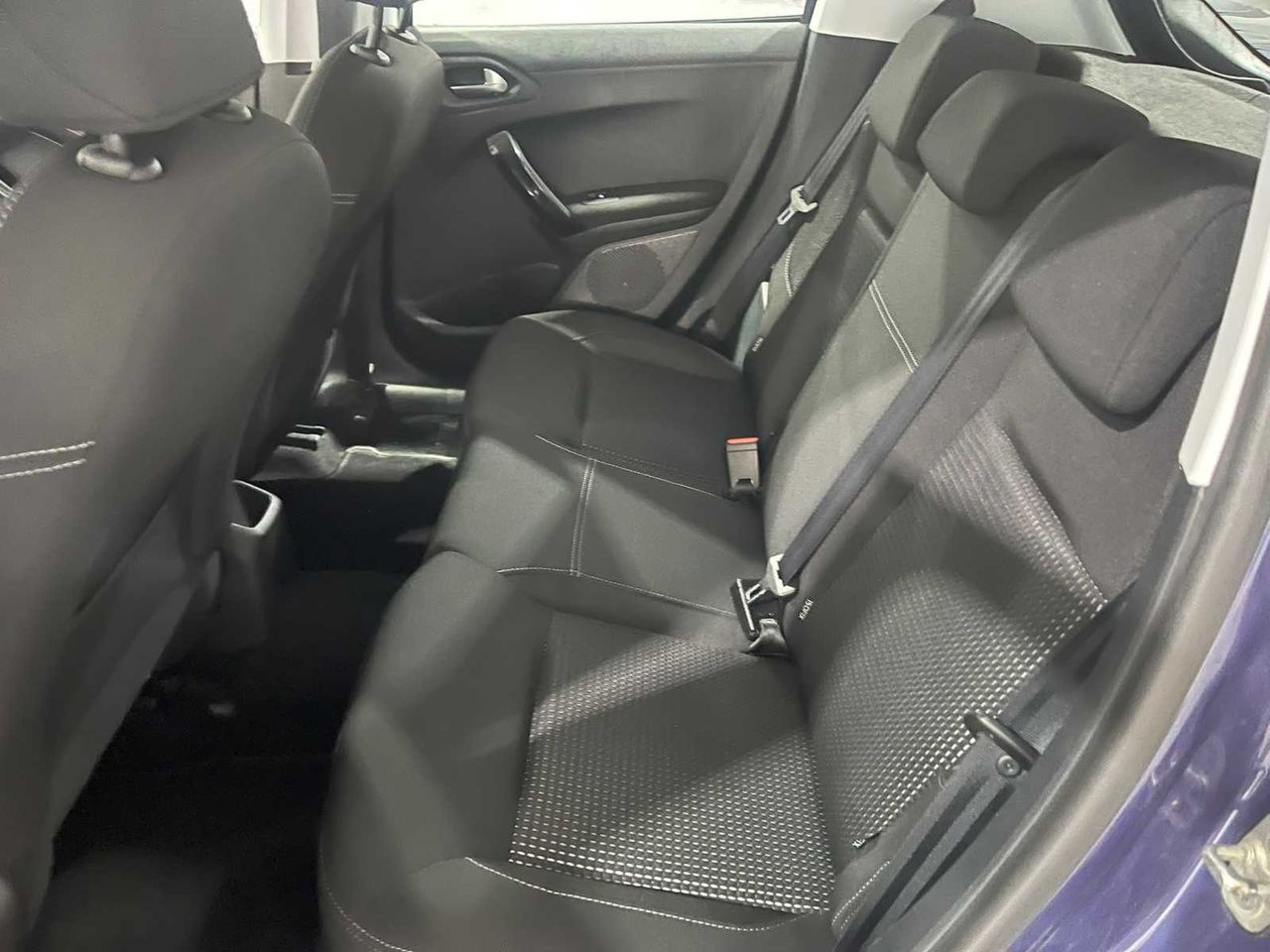 Peugeot 208 3P STYLE 1.2L PureTech 60KW (82CV)  - Foto 13
