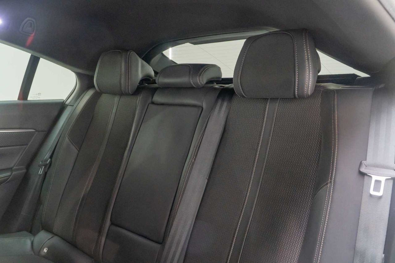 Peugeot 508   5p gt line b  - Foto 24