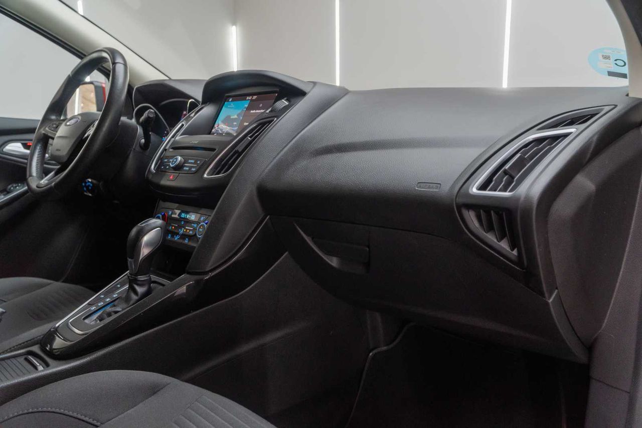 Ford Focus 1.5 tdci trend automatico 120cv  - Foto 23