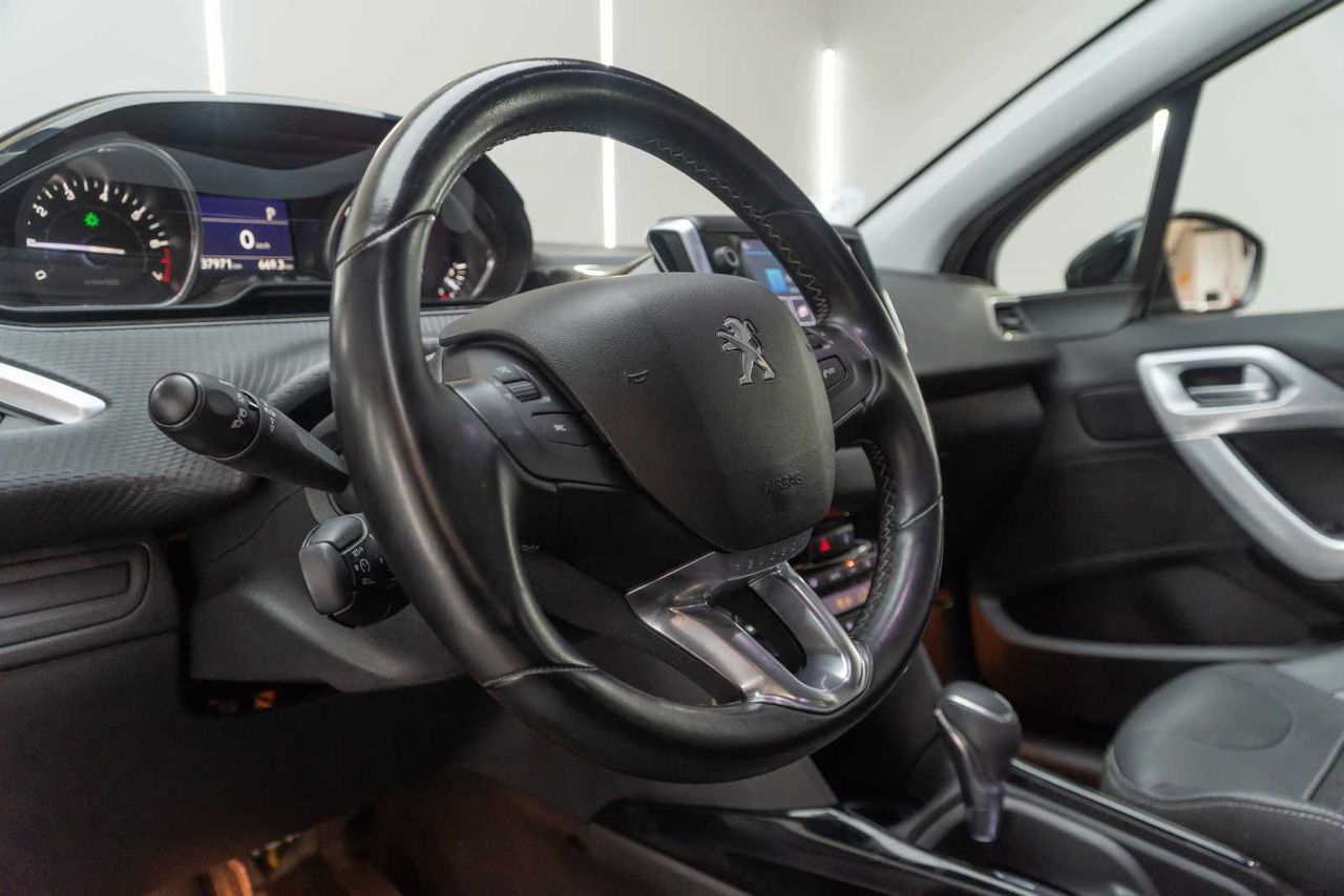 Peugeot 2008 Allure 1.2 PureTech 81KW (110CV) Auto  - Foto 13