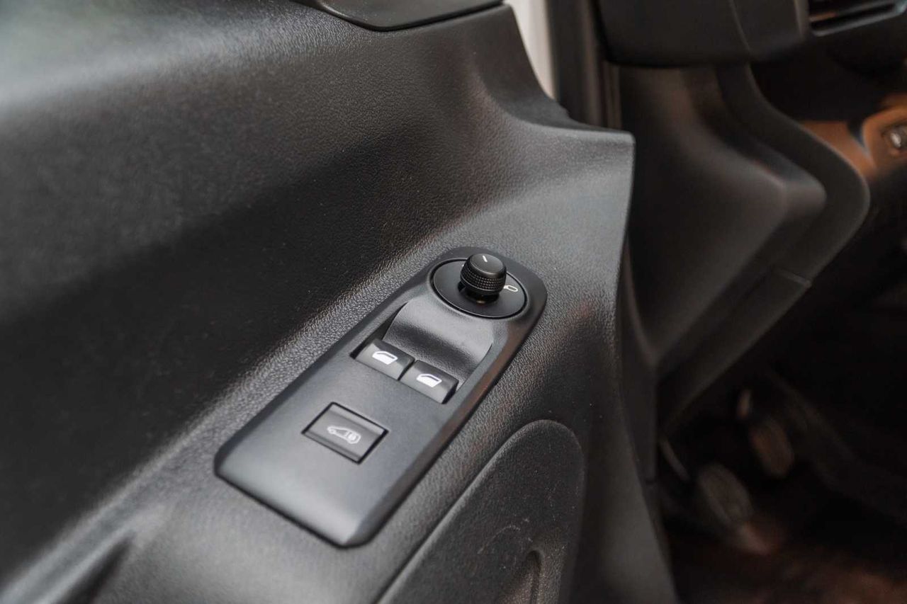 Citroën Berlingo talla m bluehdi 100 control  - Foto 18