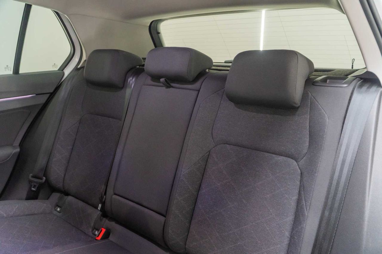Volkswagen Golf Life 1.0 eTSI 81kW (110CV) DSG - Foto 19