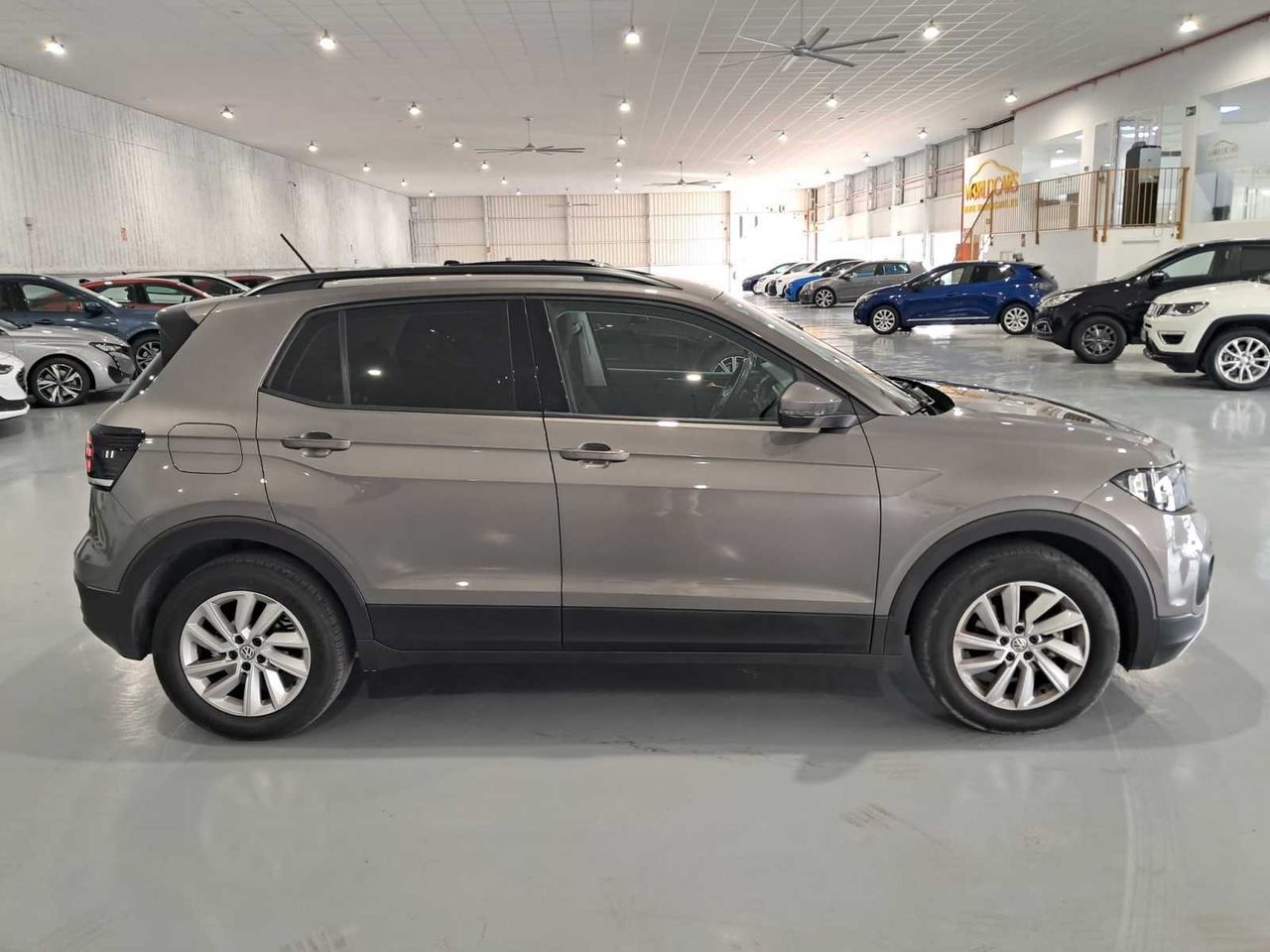 Volkswagen T-Cross Sport 1.0 TSI 85kW (115CV) DSG  - Foto 3