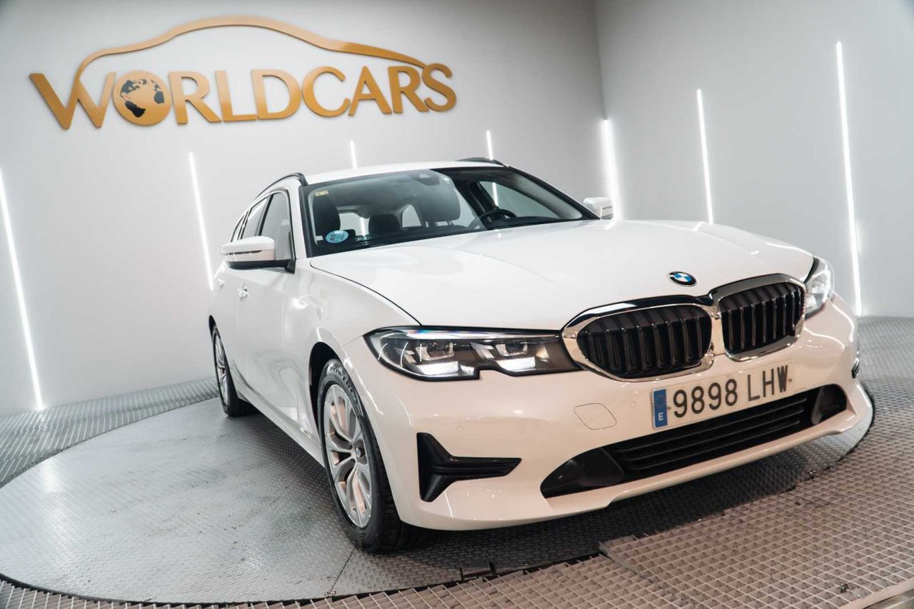 BMW Serie 3 318d Touring - Foto 3