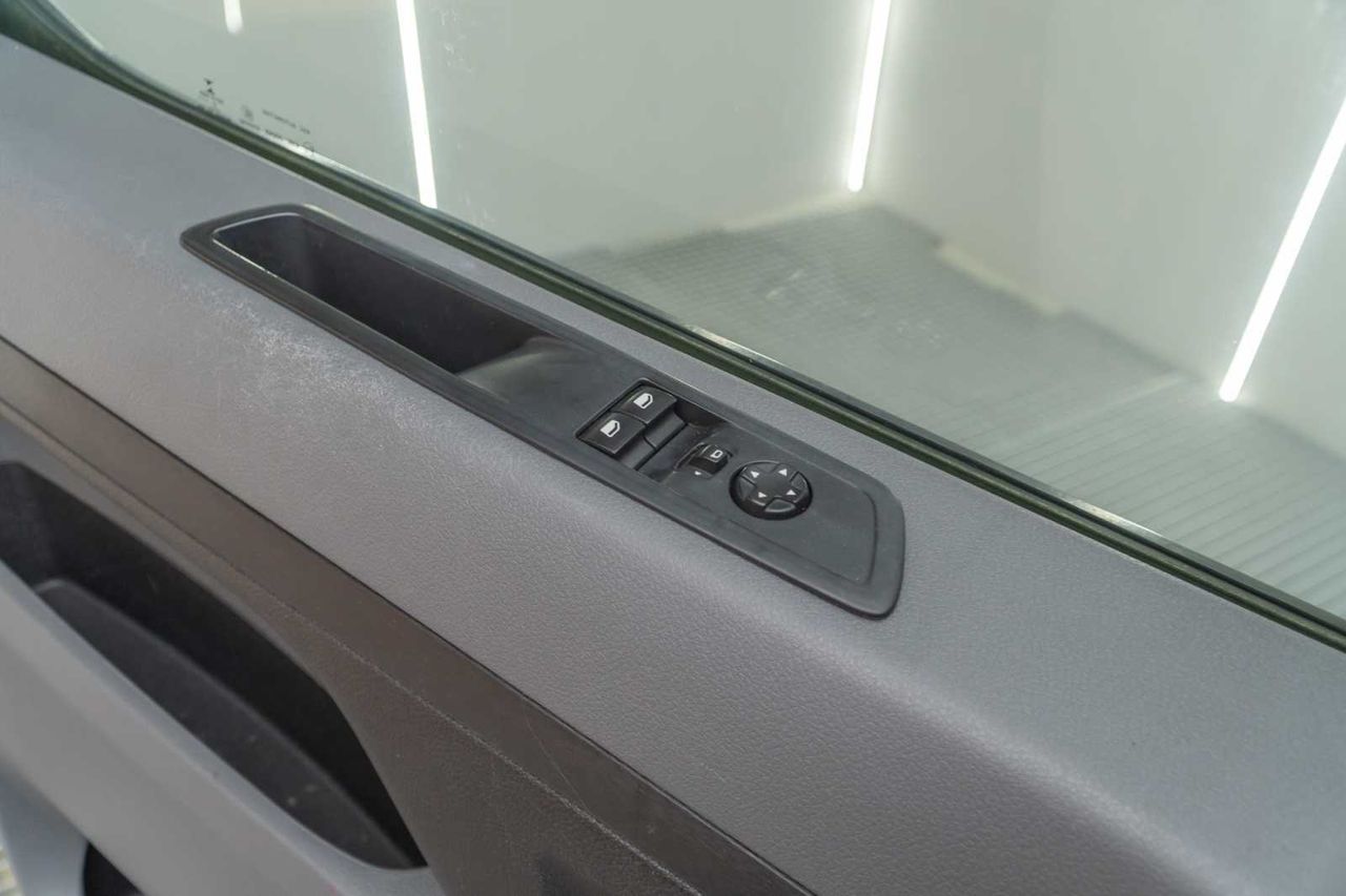 Opel Vivaro  furgón m expres  - Foto 16