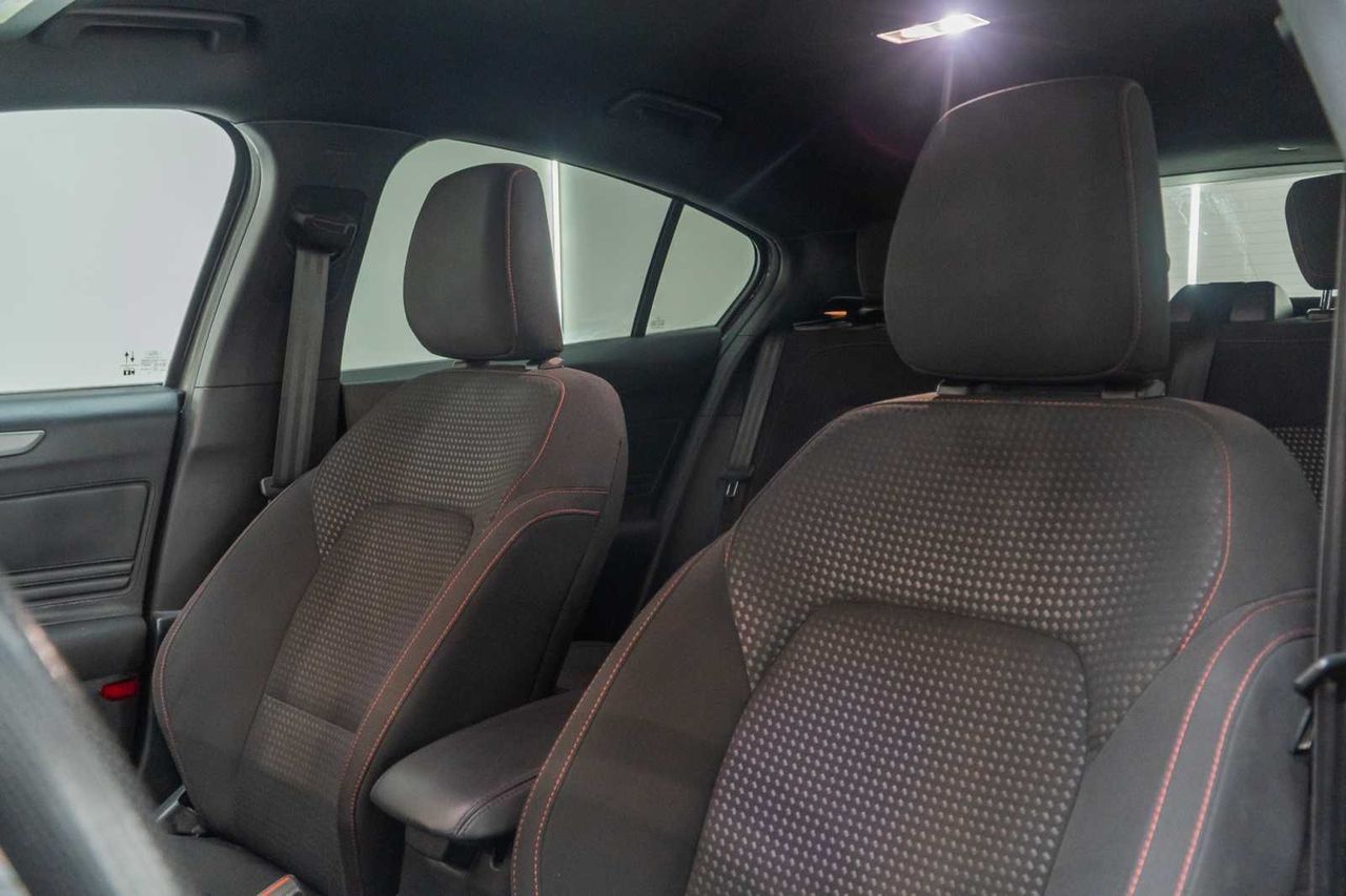 Ford Focus 1.0 Ecoboost MHEV 92kW ST-Line  - Foto 18