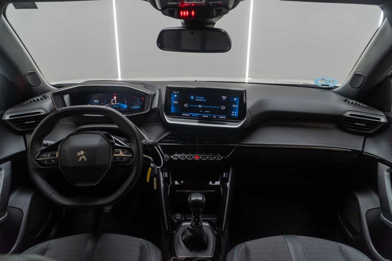 Peugeot 2008 GT Puretech 130 S&S 6 Vel. MAN  - Foto 20
