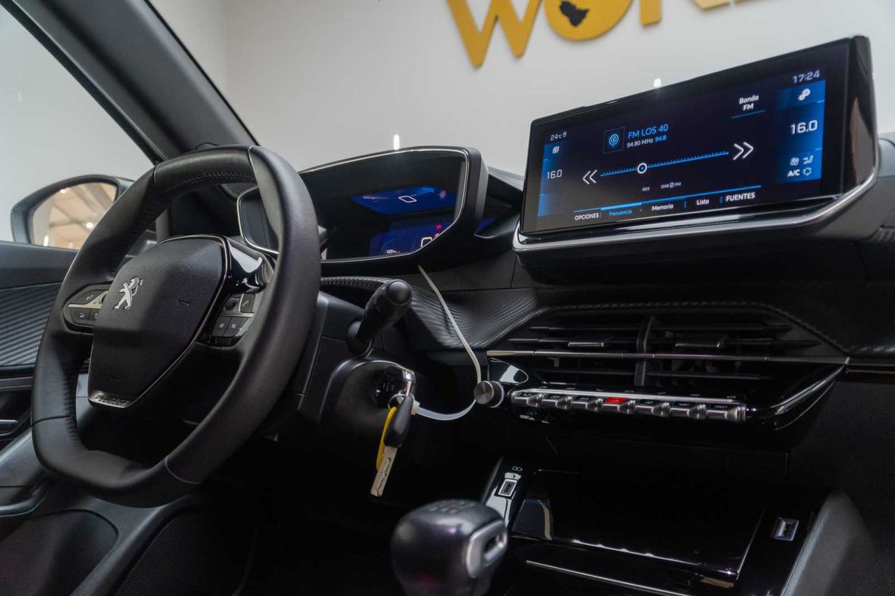 Peugeot 2008 GT Puretech 130 S&S 6 Vel. MAN  - Foto 22