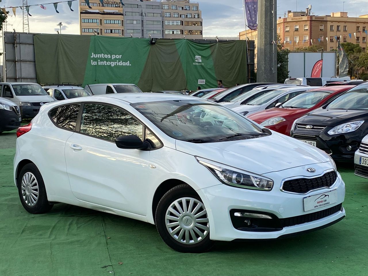 kia pro_ceed 2016 / foto grande (3)