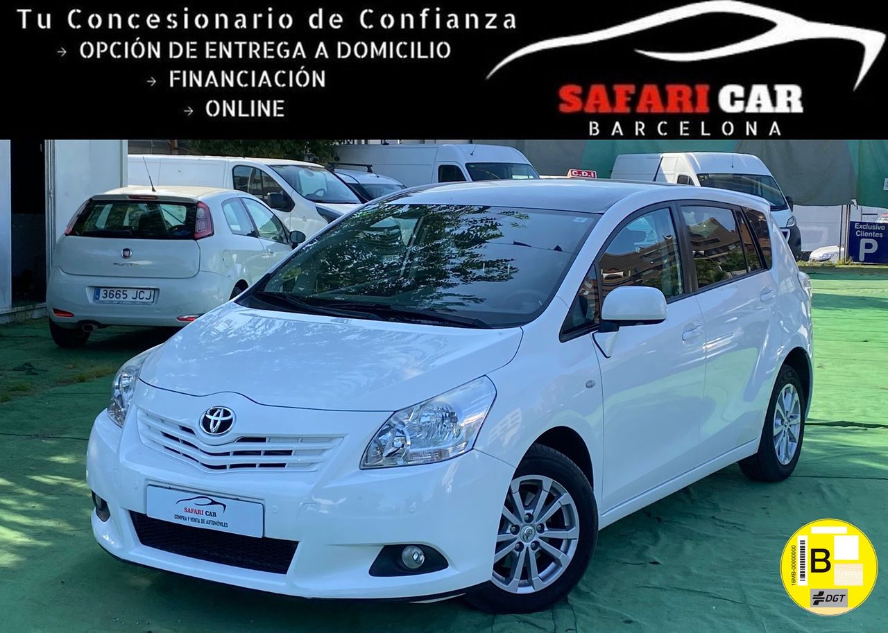 Foto toyota verso 2012 /