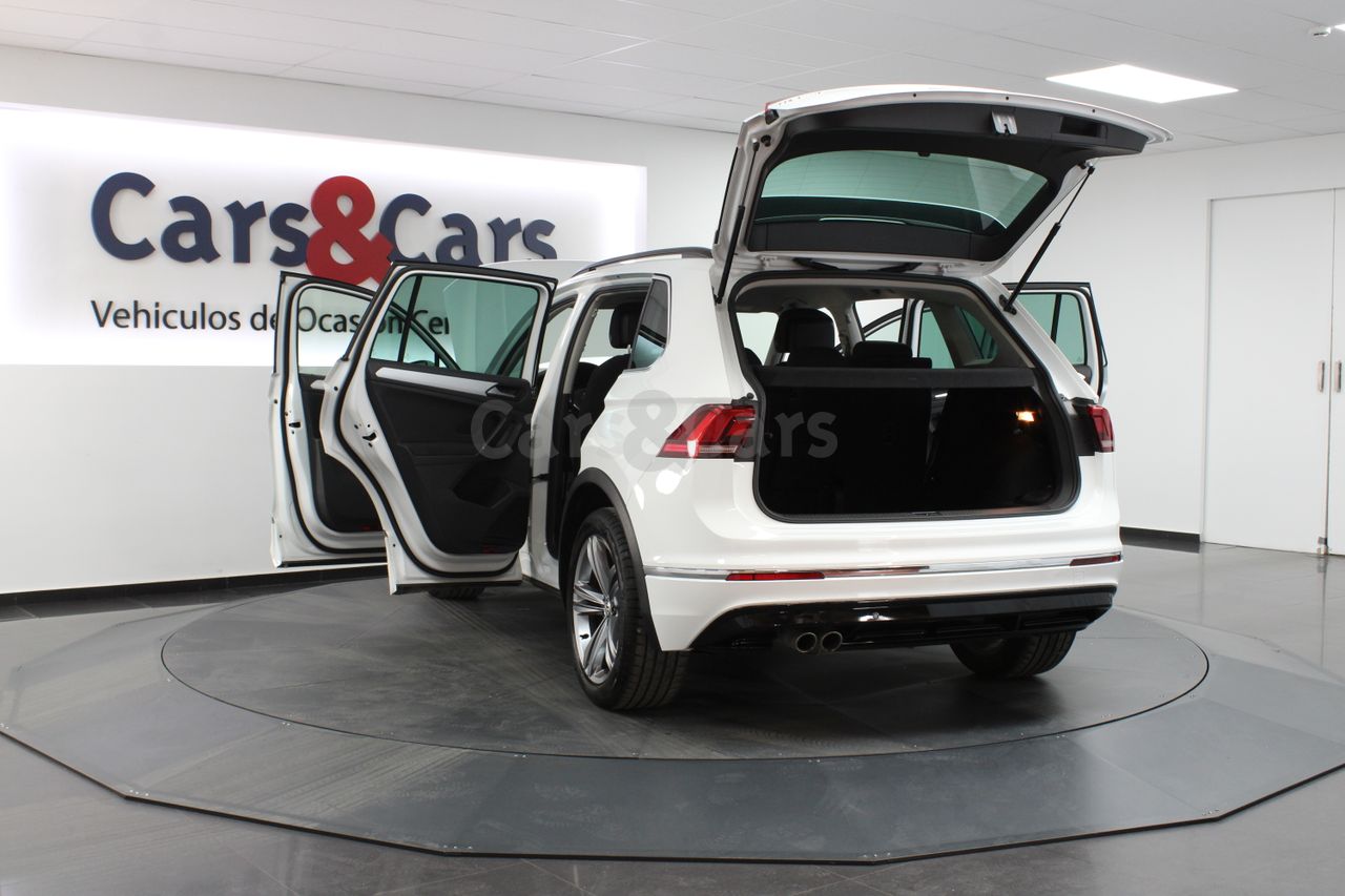Foto 21 del anuncio Volkswagen Tiguan 2.0TDI Advance DSG 110k - E 3165 LHW de segunda mano en Madrid