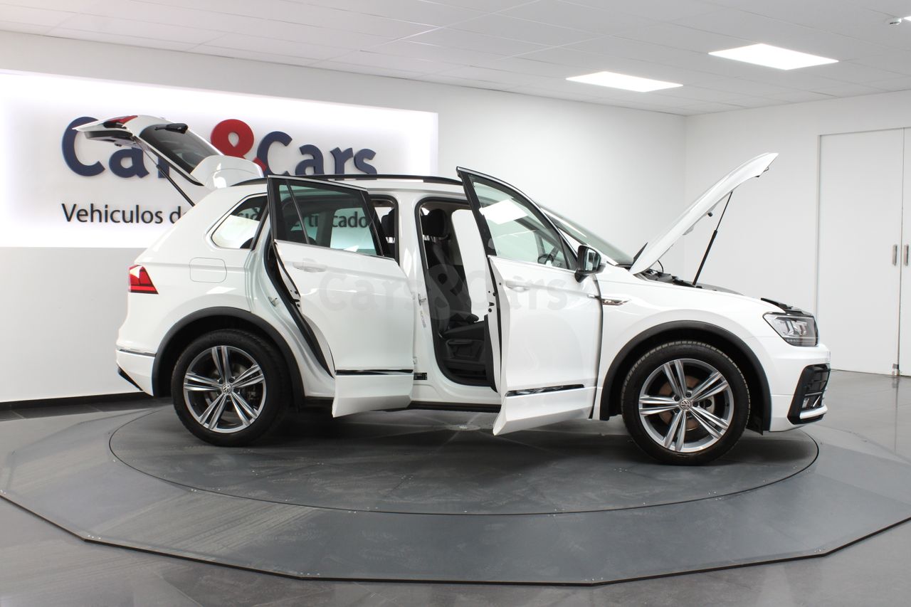 Foto 17 del anuncio Volkswagen Tiguan 2.0TDI Advance DSG 110k - E 3165 LHW de segunda mano en Madrid