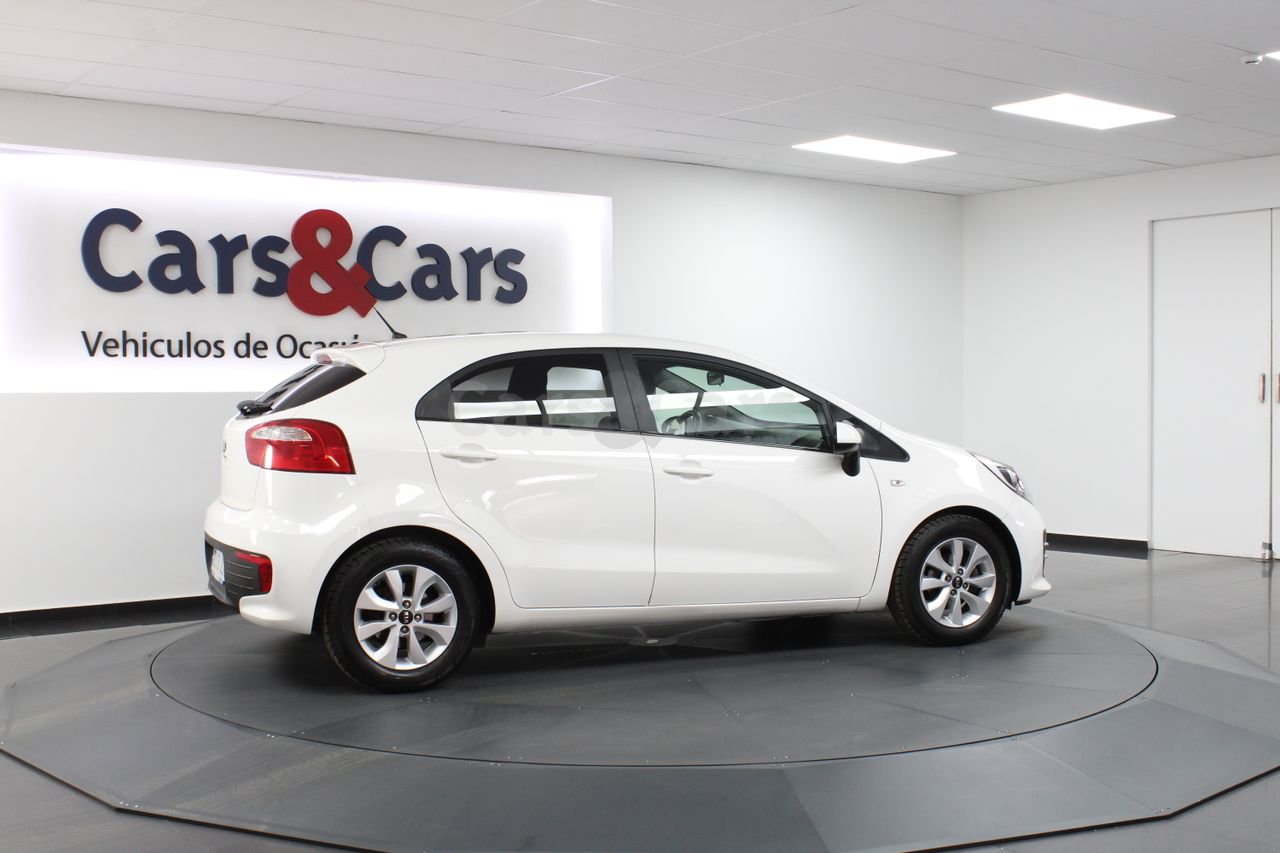 Foto 6 del anuncio Kia Rio 1.2 CVVT Drive - E 2313 JLH de segunda mano en Madrid