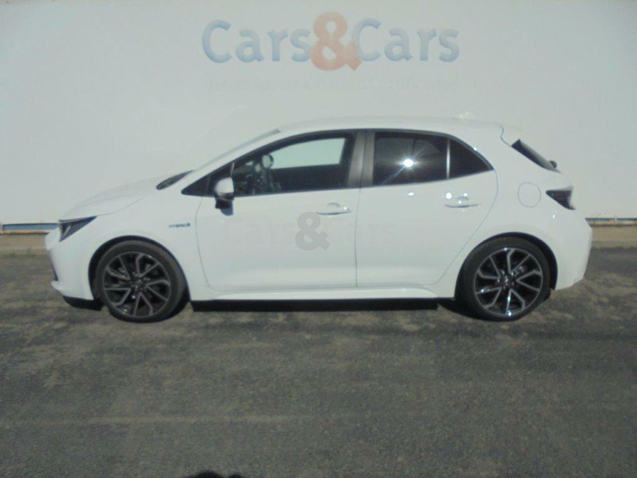 Toyota Corolla ocasión segunda mano 2020 Híbrido por 21.995€ en Madrid