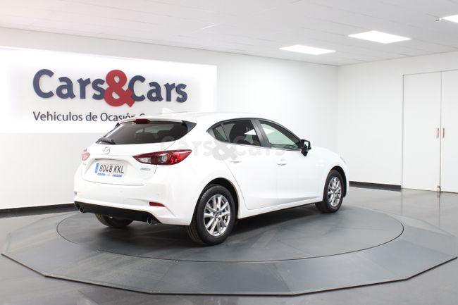 Foto 7 del coche Mazda 3 Mazda 2.0 Evolution+Navegador - 8048KKL de segunda mano en Madrid