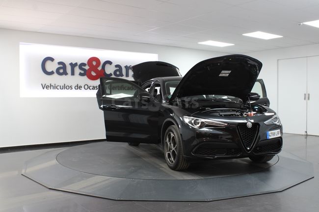 Foto 15 del coche Alfa Romeo Stelvio 2.0 Sprint + Q4 Aut. 2 - 4788LRF de segunda mano en Madrid