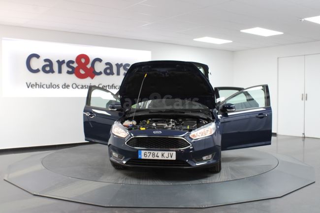 Foto 14 del coche Ford Focus 1.0 EB Trend 100 - 6784KJV de segunda mano en Madrid