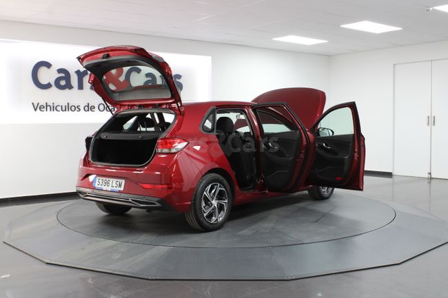 Foto 19 del coche Hyundai i30 1.6CRDi Klass 116 - 5396LSM de segunda mano en Madrid