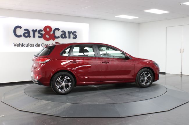 Foto 6 del coche Hyundai i30 1.6CRDi Klass 116 - 5396LSM de segunda mano en Madrid