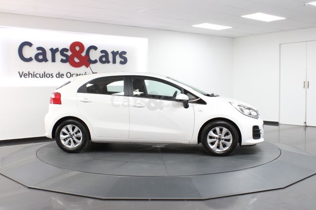 Foto 5 del coche Kia Rio 1.1CRDi WGT Tech - 5908JXL de segunda mano en Madrid