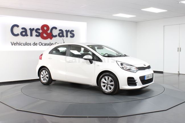 Foto 4 del coche Kia Rio 1.1CRDi WGT Tech - 5908JXL de segunda mano en Madrid