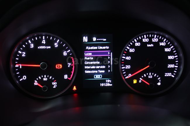 Foto 25 del coche Kia Stonic 1.0 T-GDi MHEV iMTConce - 9709LTK de segunda mano en Madrid