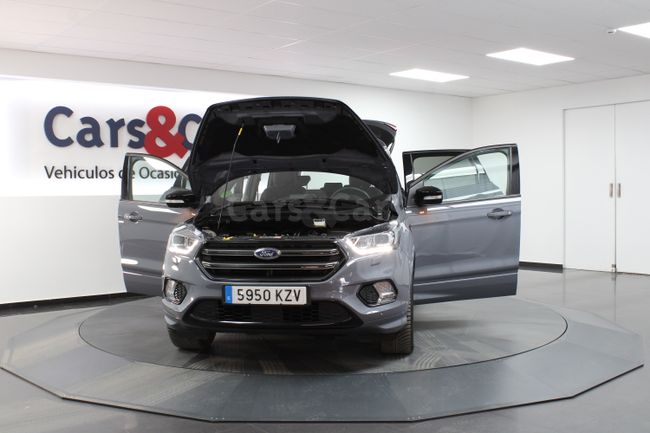 Foto 14 del coche Ford Kuga 1.5 EB ST-Line LE 4x2 150 - 5950KZV de segunda mano en Madrid