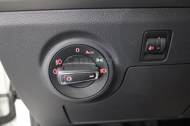 Foto 32 del coche Seat Ibiza 1.0 TSI S&S Style 95  - 3272LHN de segunda mano en Madrid