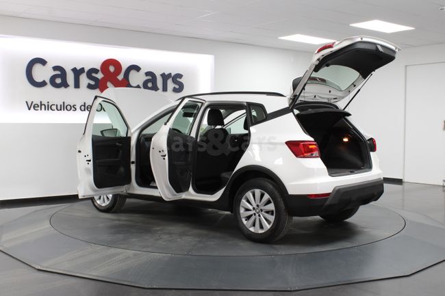 Foto 22 del coche Seat Arona 1.6TDI CR S&S Style 115  - 7756KSD de segunda mano en Madrid