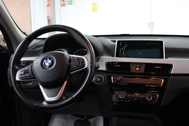 Foto 2 del coche BMW X1 xDrive 25iA  - 4376KLD de segunda mano en Madrid