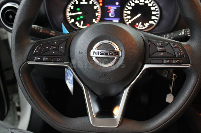 Foto 4 del coche Nissan Juke 1.0 DIG-T Acenta 4x2 117  - 9558LJL de segunda mano en Madrid