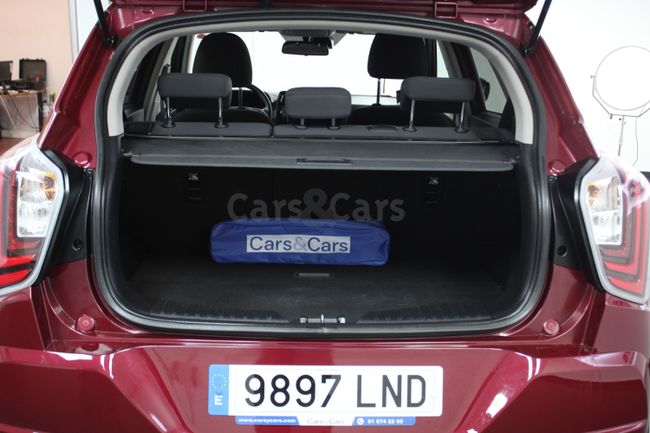 Foto 18 del coche SsangYong Tivoli G15 Urban 4x2 Aut.  - 9897LND de segunda mano en Madrid