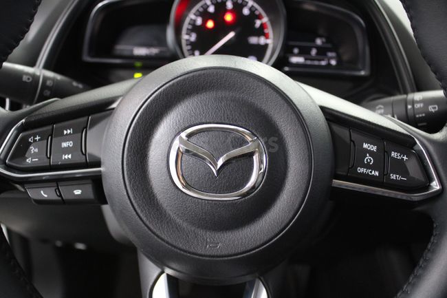 Foto 4 del coche Mazda CX-3 2.0 Skyactiv-G Zenith 2WD 90kW  - 8771LST de segunda mano en Madrid