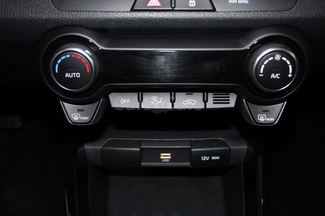 Foto 9 del coche Kia Rio 1.0 T-GDi MHEV iMT Drive 100  - 7152MHV de segunda mano en Madrid