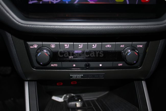Foto 9 del coche Seat Arona 1.0 TSI Ecomotive S&S FR 115  - 5653LKG de segunda mano en Madrid