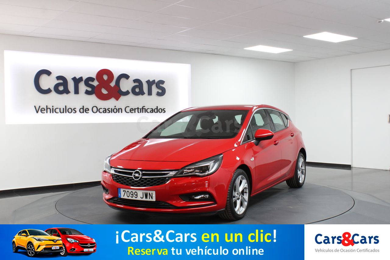 Opel Astra ocasión segunda mano 2017 Diésel por 13.995€ en Madrid