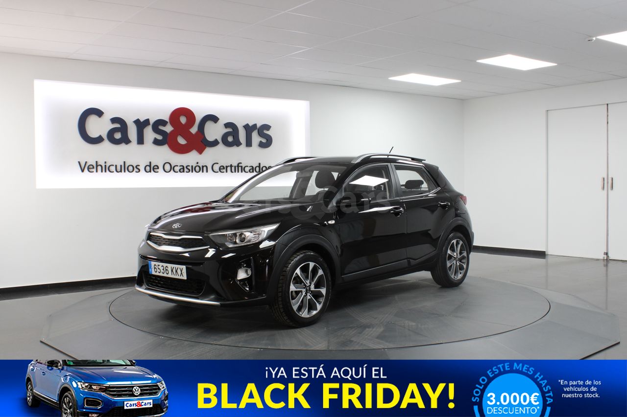 Kia Stonic ocasión segunda mano 2018 Gasolina por 16.495€ en Madrid