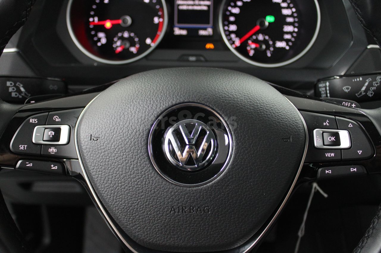 Foto 27 del anuncio Volkswagen Tiguan 2.0TDI Advance DSG 110k - E 1194 LHN de segunda mano en Madrid