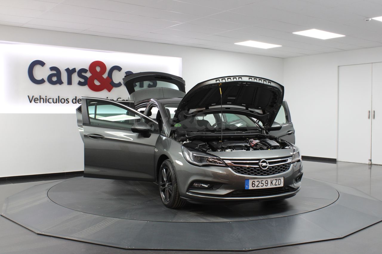 Foto 15 del anuncio Opel Astra 1.4T S/S 120 Aniversario - E 6259 KZD de segunda mano en Madrid