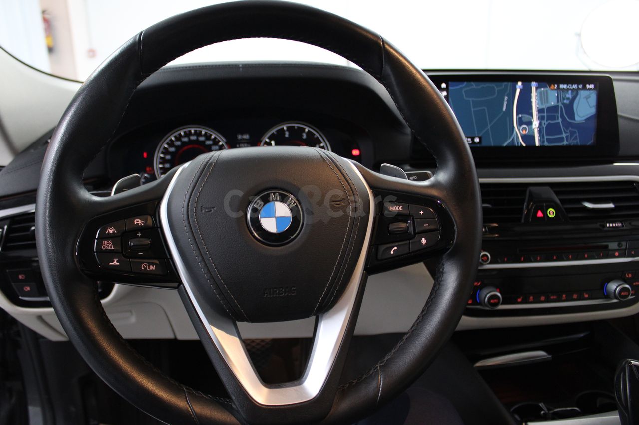 Foto 26 del anuncio BMW Serie 6 640dA Gran Turismo xDrive - E 6617 KHT de segunda mano en Madrid