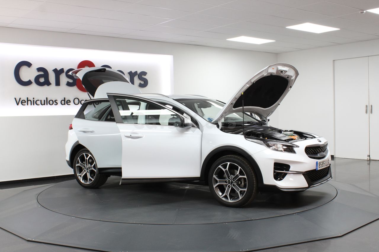 Foto 16 del anuncio Kia XCeed 1.6 PHEV eTech Aut. - E 8585 LLG de segunda mano en Madrid