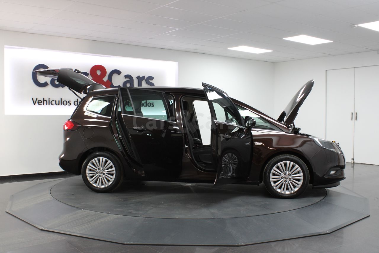 Foto 17 del anuncio Opel Zafira 2.0CDTI S/S Selective 1 - E 4524 JWZ de segunda mano en Madrid