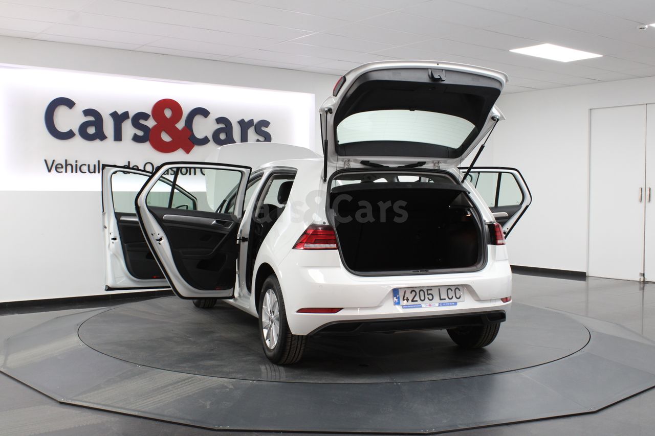 Foto 21 del anuncio Volkswagen Golf 1.6TDI Ready2GO 85kW - E 4205 LCC de segunda mano en Madrid