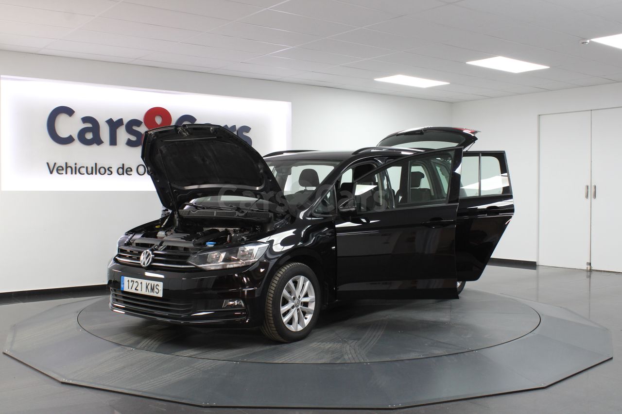 Foto 13 del anuncio Volkswagen Touran 1.2 TSI BMT Edition 81k - E 1721 KMS de segunda mano en Madrid