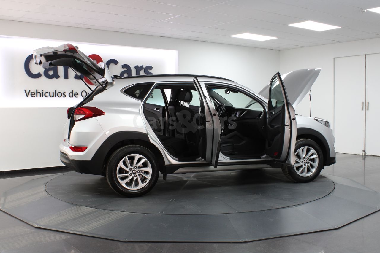 Foto 18 del anuncio Hyundai Tucson 1.7CRDI BD Tecno Sky 4x - E 2011 KGP de segunda mano en Madrid