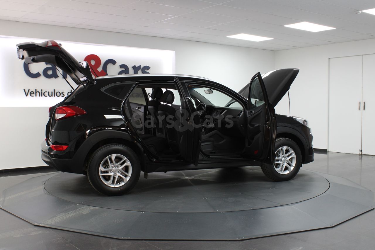 Foto 18 del anuncio Hyundai Tucson 1.6 GDI BD Essence 4x2 - E 3645 JTL de segunda mano en Madrid
