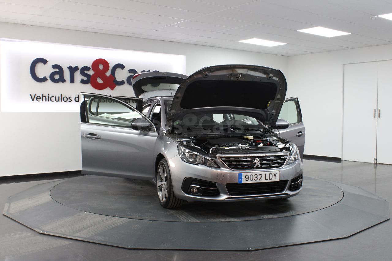 Foto Peugeot 308 15