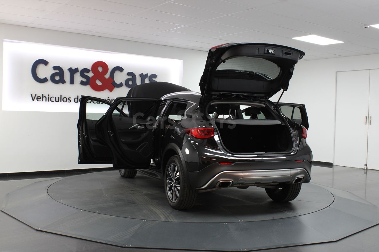 Foto 21 del anuncio Infiniti QX30 2.2d Premium AWD 7DCT - E 2237 KMV de segunda mano en Madrid