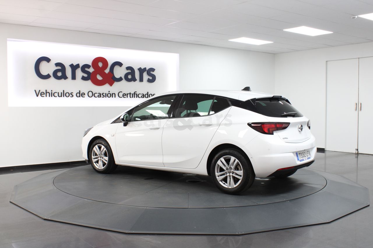 Foto 10 del anuncio Opel Astra 1.5D S/S GS Line 105 - E 7332 LFX de segunda mano en Madrid